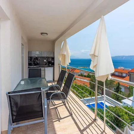 In 39370 Ferienhaus Novi Vinodolski