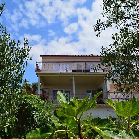 Apartment In 15253 Novi Vinodolski